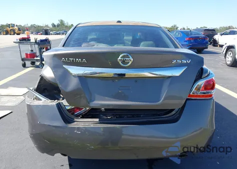 2014 Nissan Altima 2.5 Sv z USA, uszkodzony, nr VIN 1N4AL3AP4EC323312